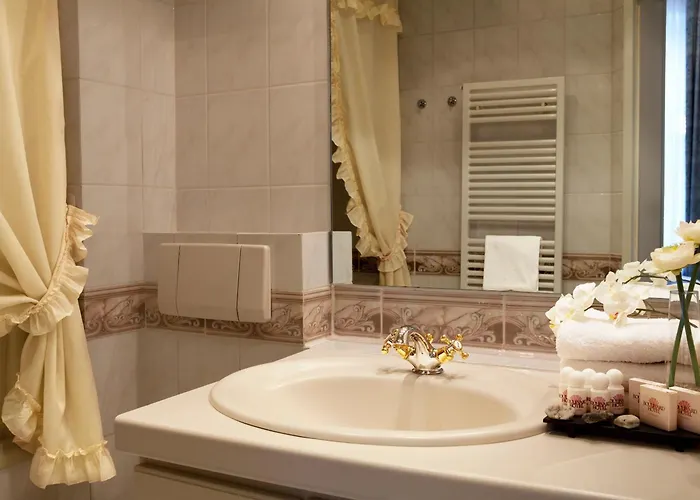 Boulevard Hotel 4*